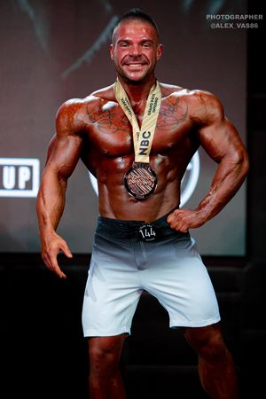 MEN`S PHYSIQUE 174